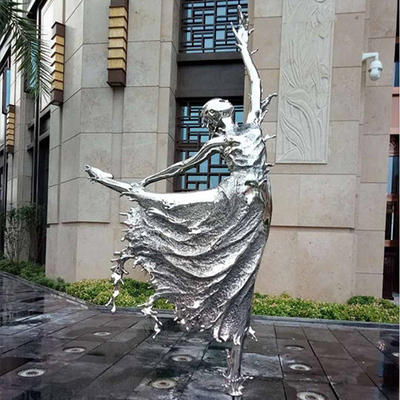 2メートルの噴水のための高いステンレス鋼の踊るバレエの女の子の彫刻