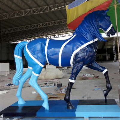 現実的なガラス繊維の実物大の馬の彫刻の庭の彫像は塗った