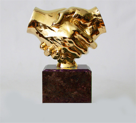 デスクトップの金の現代屋内彫刻の握手のグリップの彫像SS 316 304