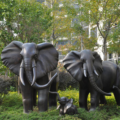 大きい象の動物園公園のために投げる屋外の青銅色の庭の彫像